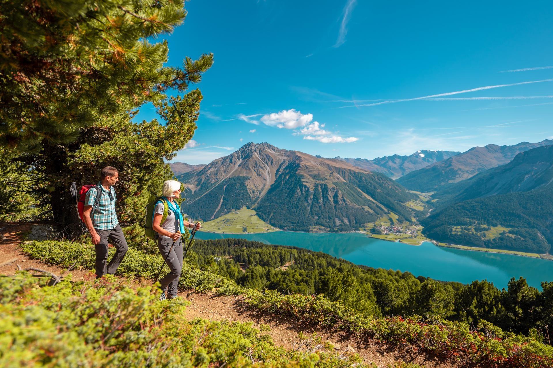 Wanderung zum Reschensee